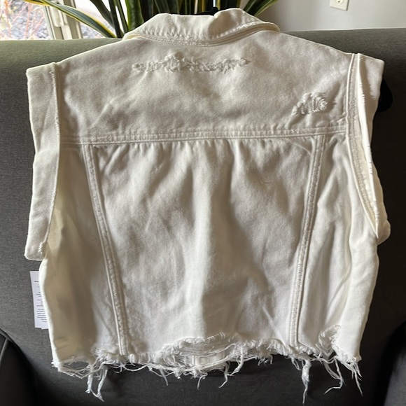 Liverpool Crop White Denim Vest - Picture 2 of 4
